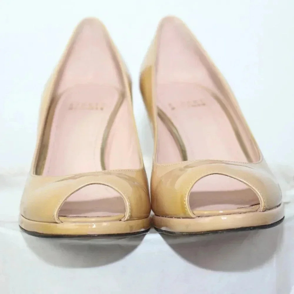 STUART WEITZMAN Beige Heels size 7